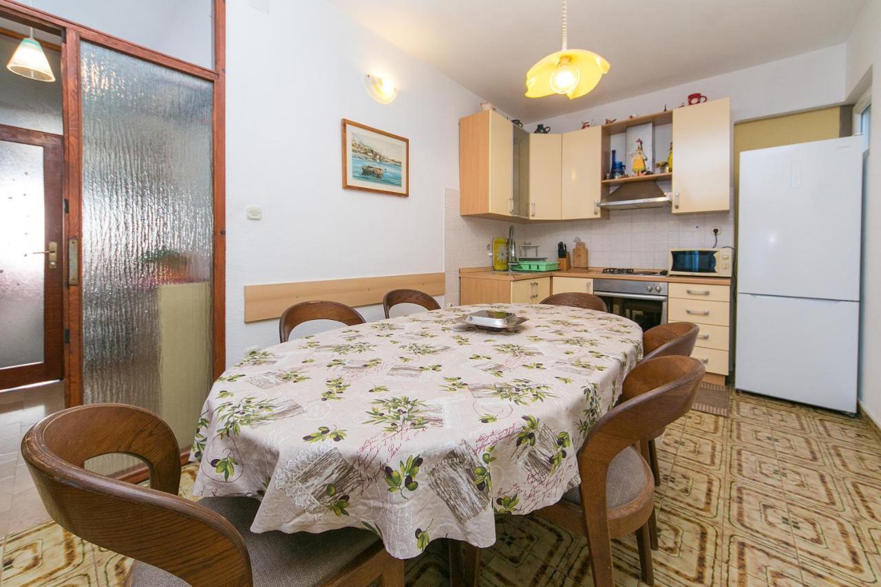 Apartments by the sea Brist, Makarska - 15714 Podaca Exteriör bild