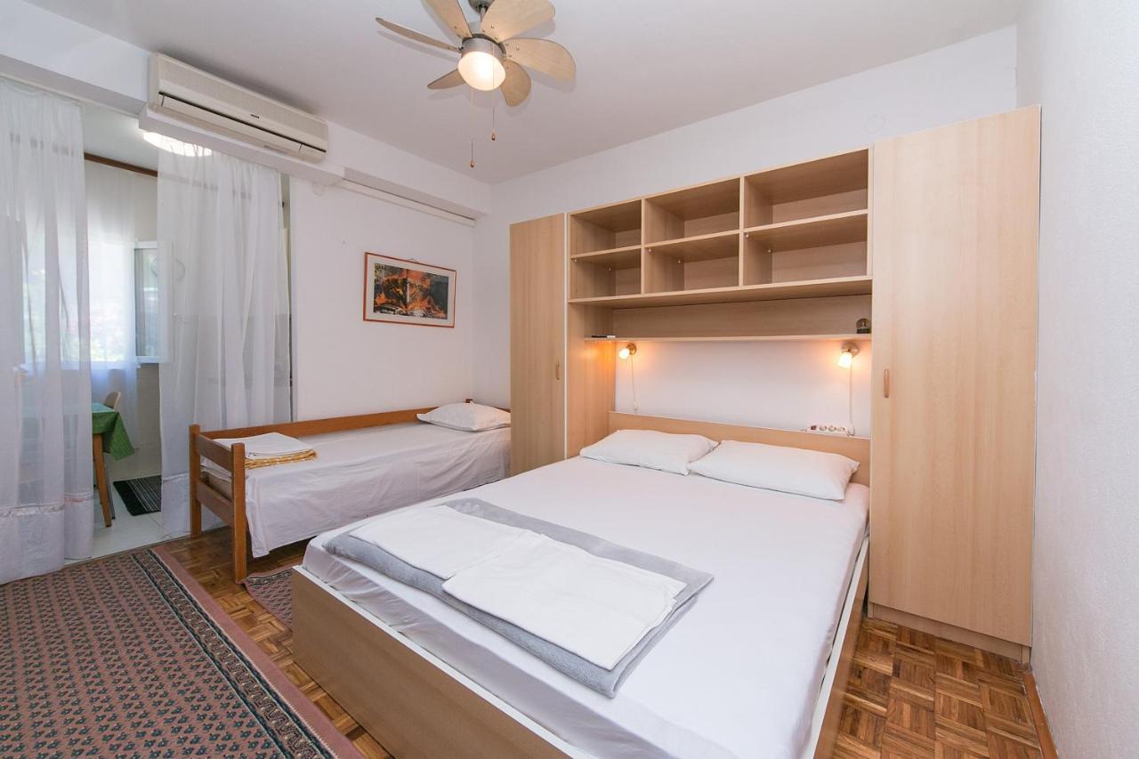 Apartments by the sea Brist, Makarska - 15714 Podaca Exteriör bild